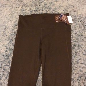 GapFit Black Leggings - *NWT*